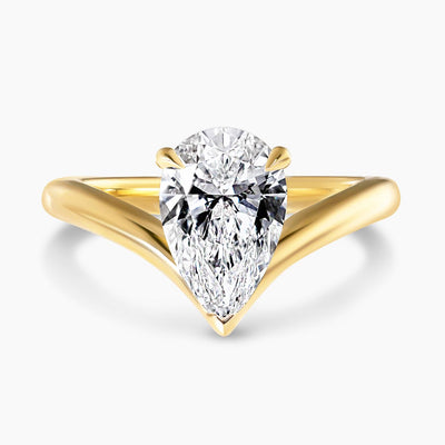 18ct yellow gold pear shaped LAB Grown Diamond solitaire ring