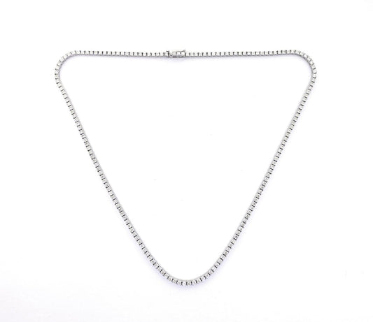 18ct white gold 5.49ct round brlliant cut diamond tennis necklace in a four claw setting