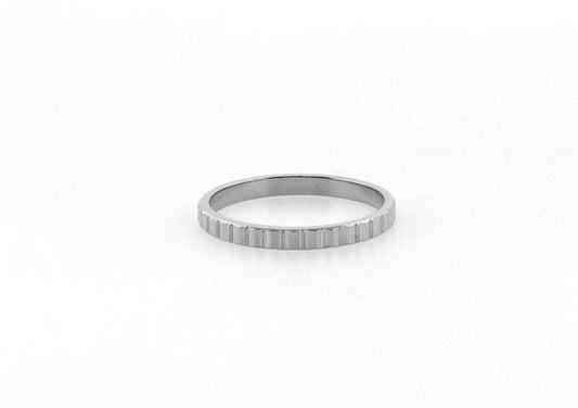 18ct white gold square groove ring