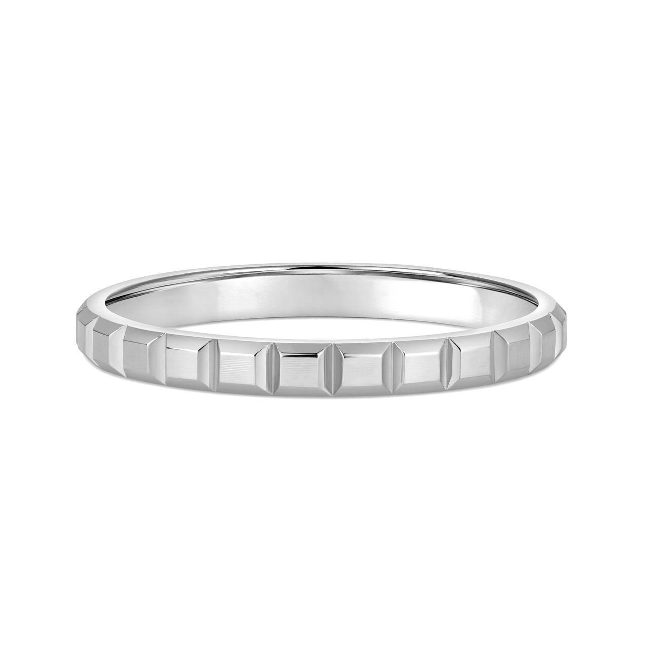 18ct white gold square groove ring