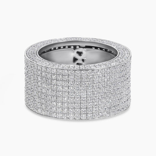 18ct White gold 4.82ct round brilliant cut diamonds dress ring