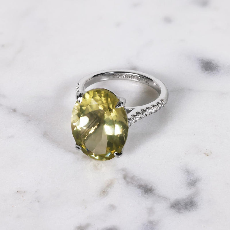 18ct white gold oval lemon quartz and diamond ring