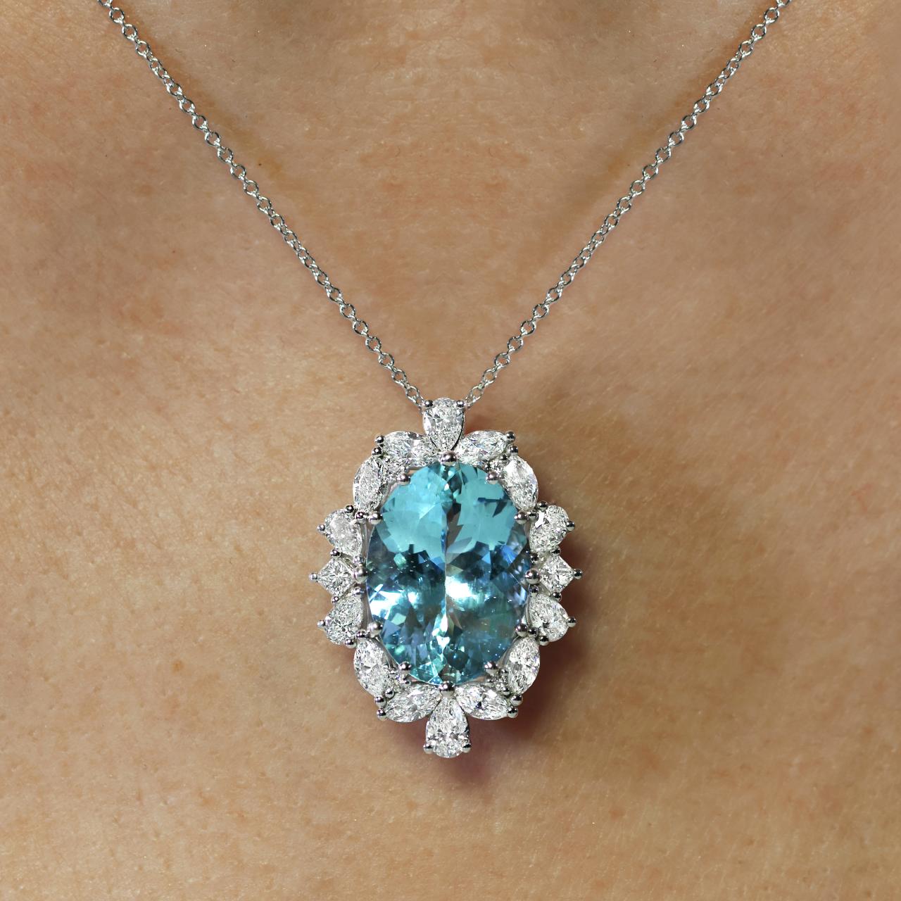 18ct white gold 10.76ct oval aquamarine and diamond pendant on 18ct white gold chain