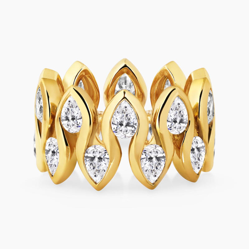 18ct yellow gold pear shape diamonds ring