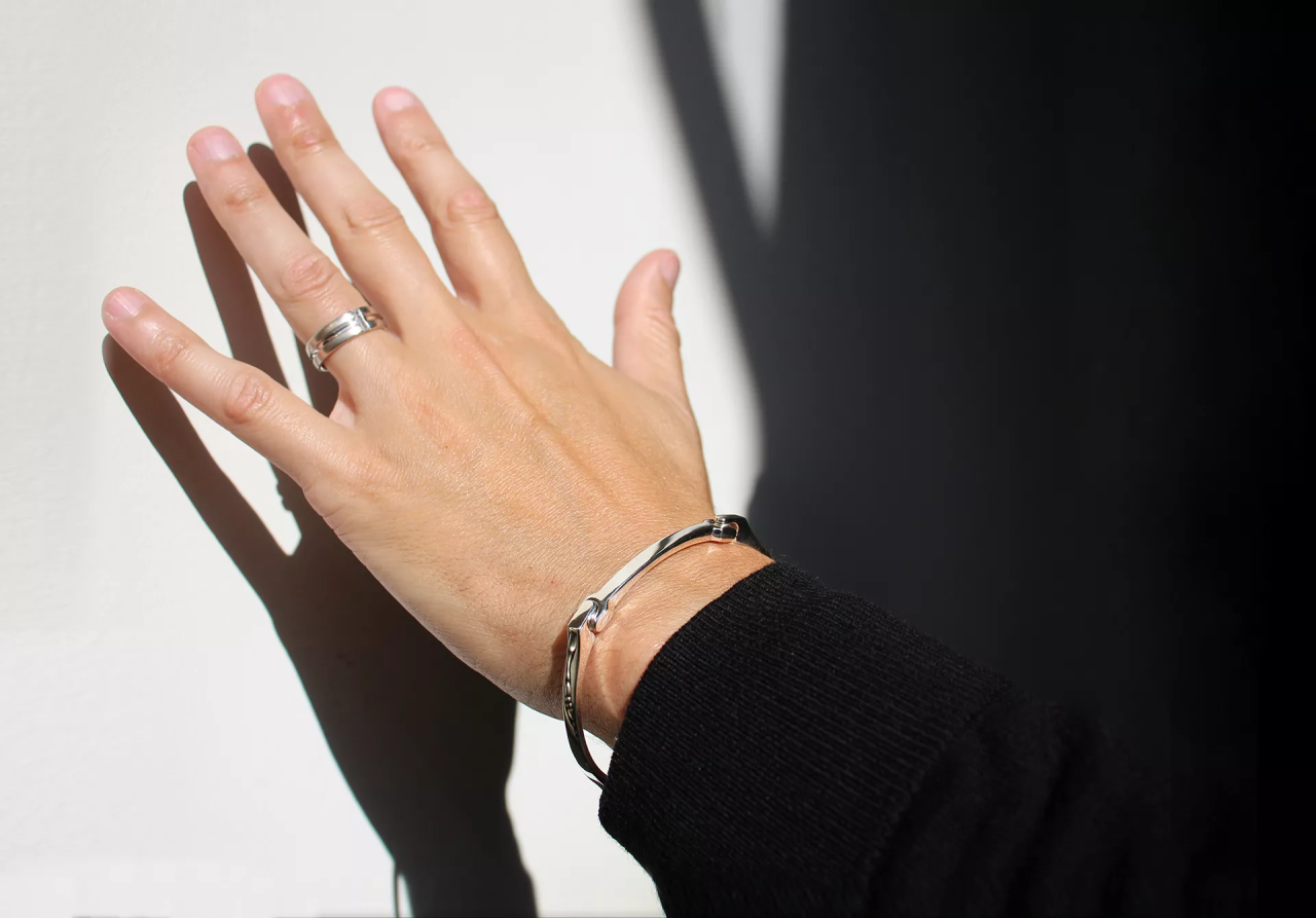 Silver Dog Bone ‘Sensi’ Mens Bracelet on the wrist