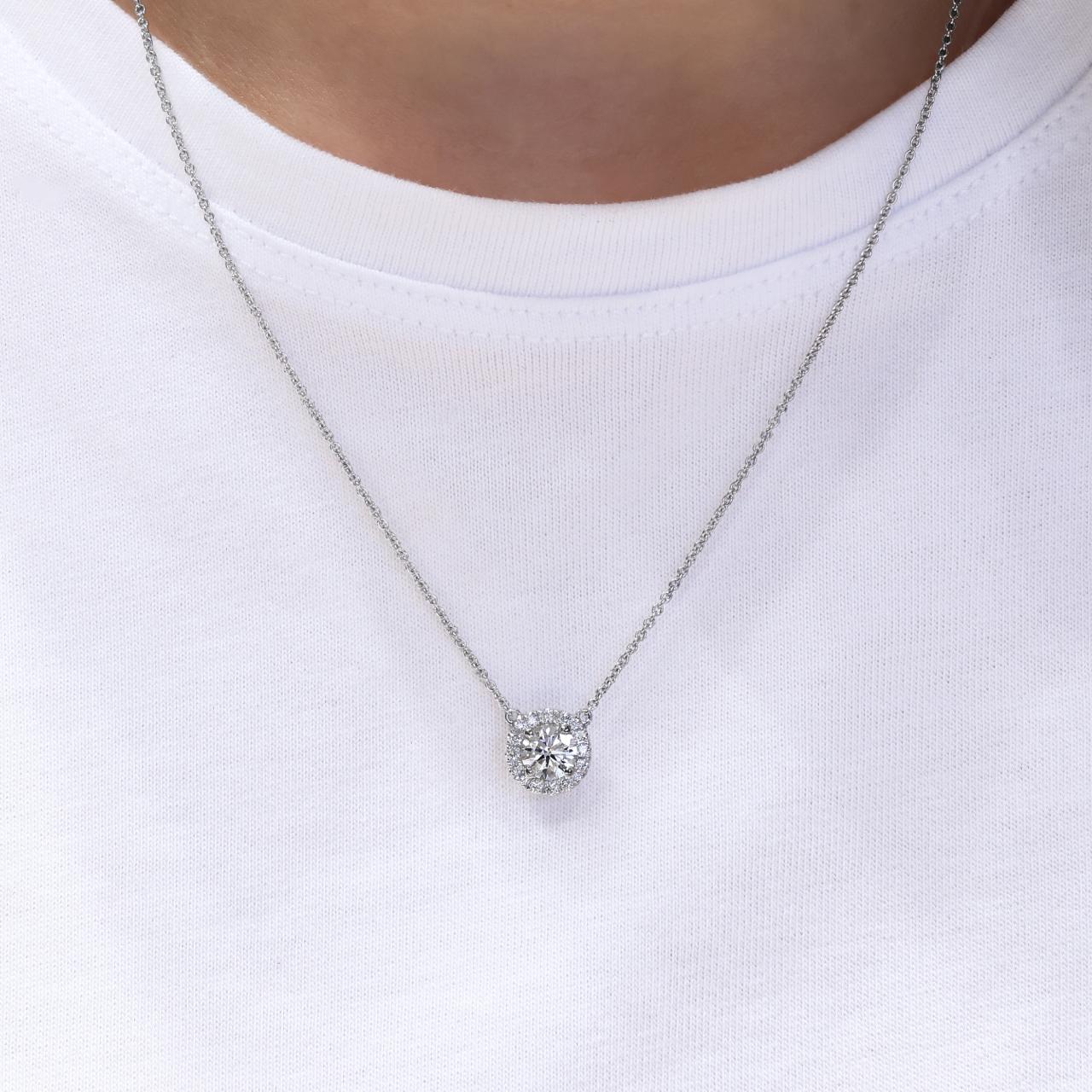 18ct white gold 1.02ct EF VS round brilliant cut LAB Grown diamond necklace