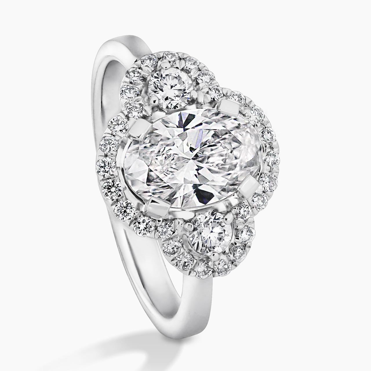 18ct white gold 1.32ct oval LAB Grown Diamond ring