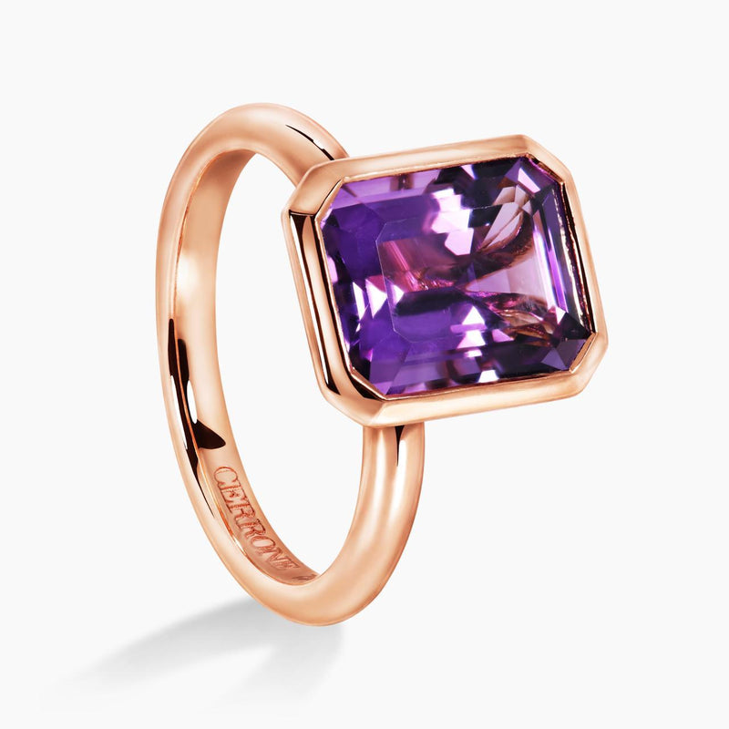 18ct rose gold emerald cut purple amethyst bezel set ring side view