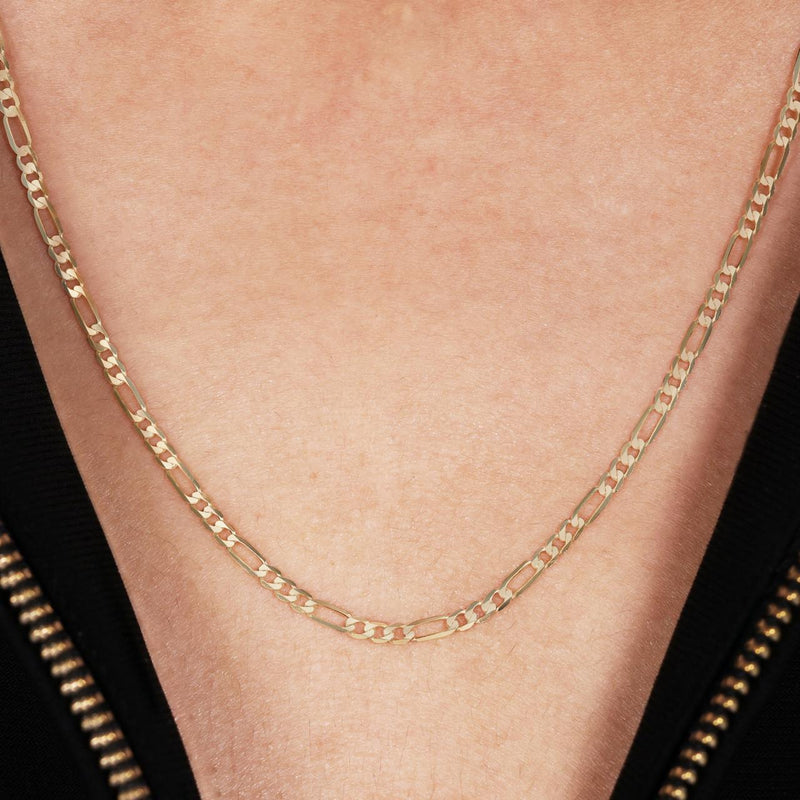 18ct yellow gold 60cm fine figaro link chain with parrot clasp on the neck