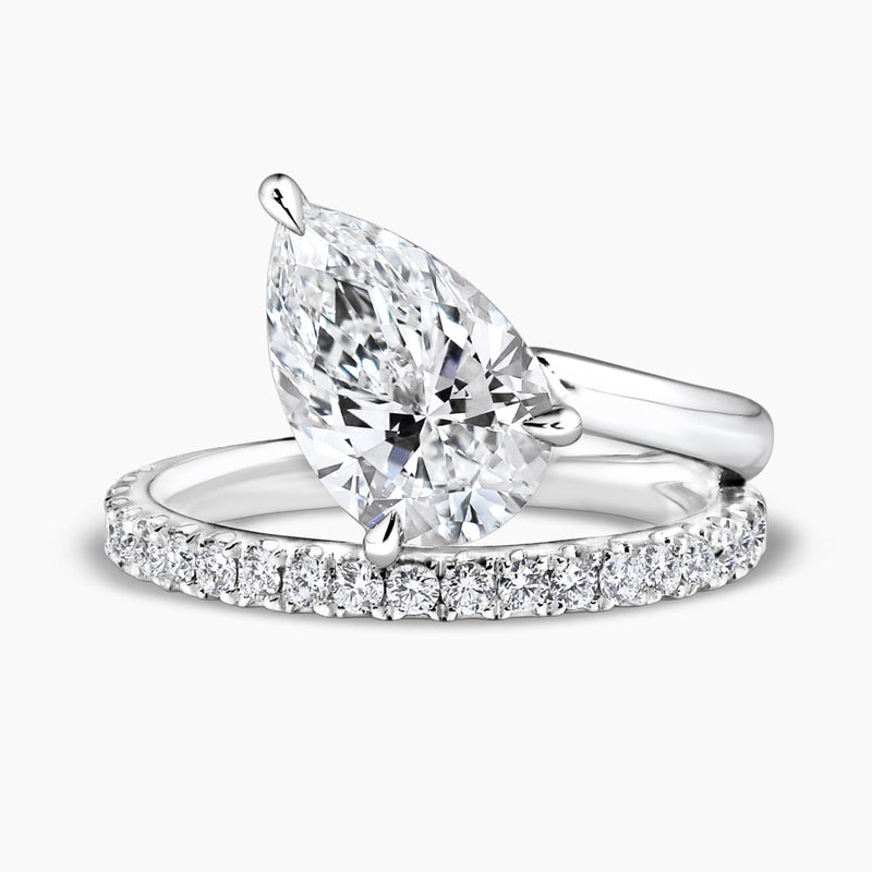 18ct white gold 2.51ct pear and round brilliant cut lab grown diamond ring