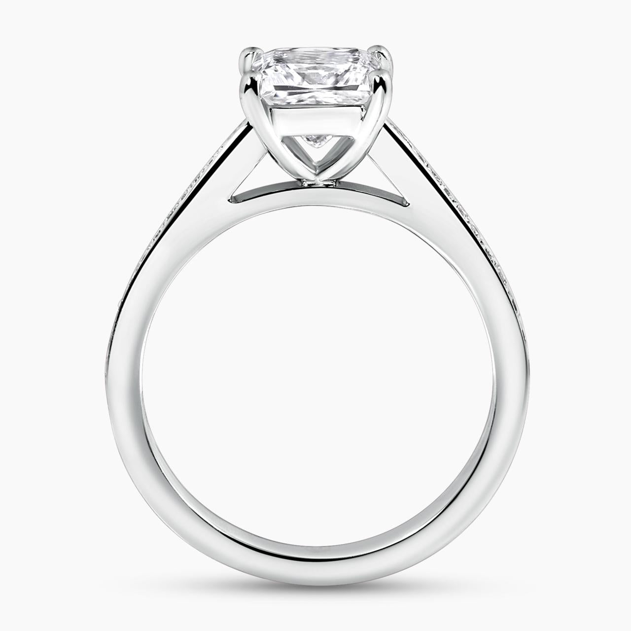 18ct white gold 1.20ct princess and round brilliant cut four claw diamond band ring