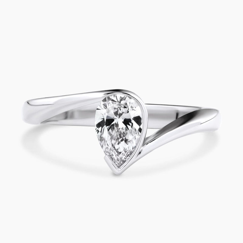 18ct white gold 1.10ct E VVS2 certified lab grown pear shaped diamond engagement ring