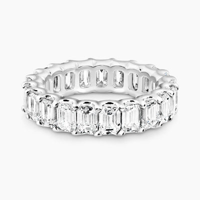 18ct white gold Emerald cut diamonds full circle ring in a claw setting
