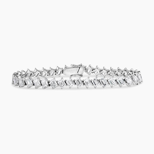 18ct white gold 38=15.42ct emerald cut diamond 18cm tennis bracelet