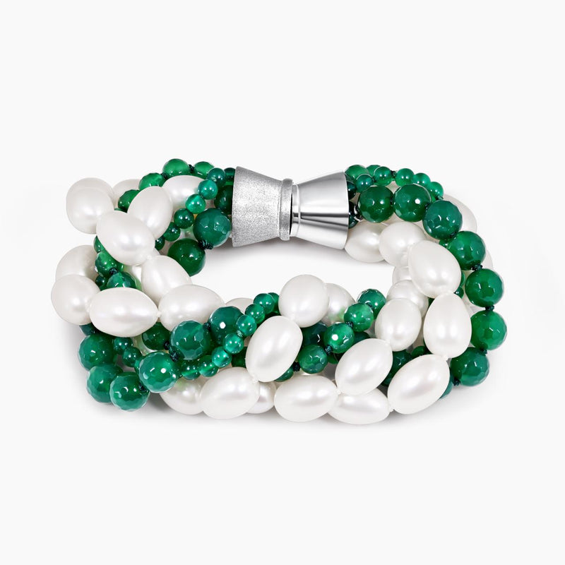 Fresh water pearls and green agate beads bracelet from the Carmela Cerrone Collection