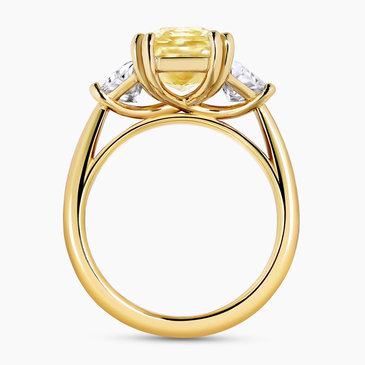18ct yellow gold radiant LAB Grown diamond engagement ring with trapezoid Lab Grown diamonds side view