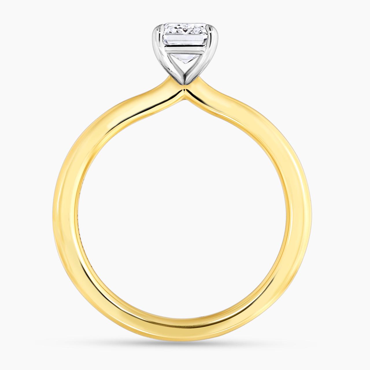 POSITANO-18ct yellow and white gold diamond solitaire engagement ring in a four claw setting. GIA Cert
