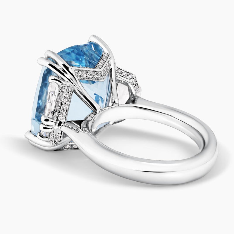 18ct white gold cushion cut aquamarine and diamond ring