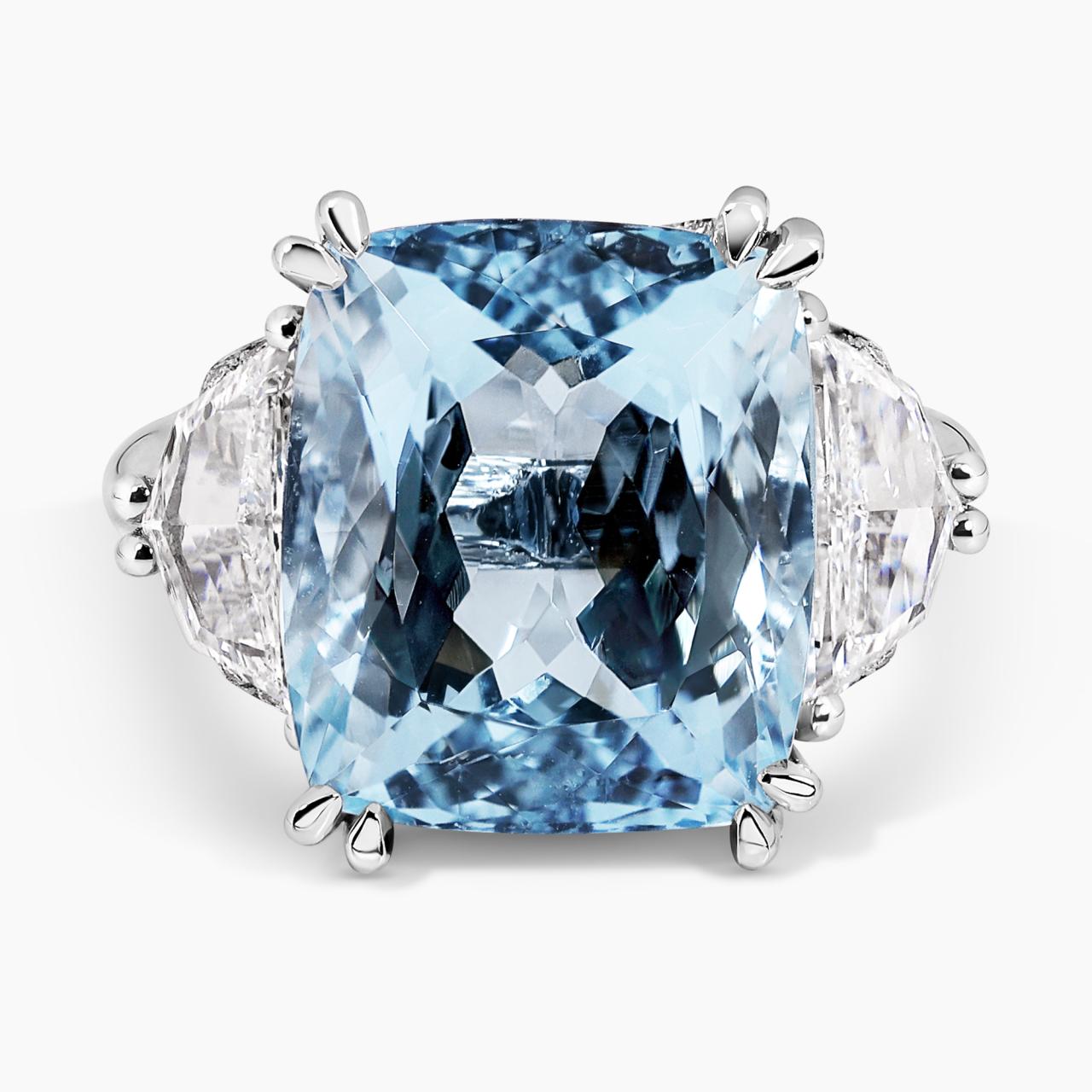 18ct white gold 12.51ct cushion cut aquamarine and diamond ring