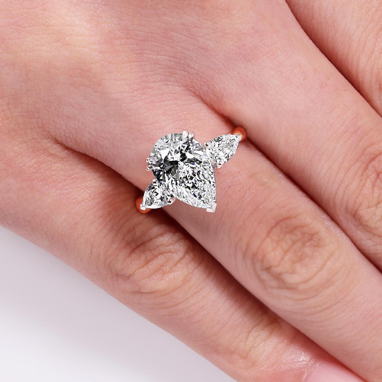 GRACIA ETERNA -  18ct rose and white gold 2.74ct E VS1 LAB Grown Pear shaped diamond engagement ring IGI Cert