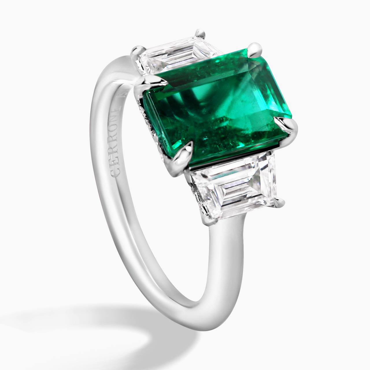 18ct white gold emerald cut brazilian emerald and trapezoid diamonds ring side view