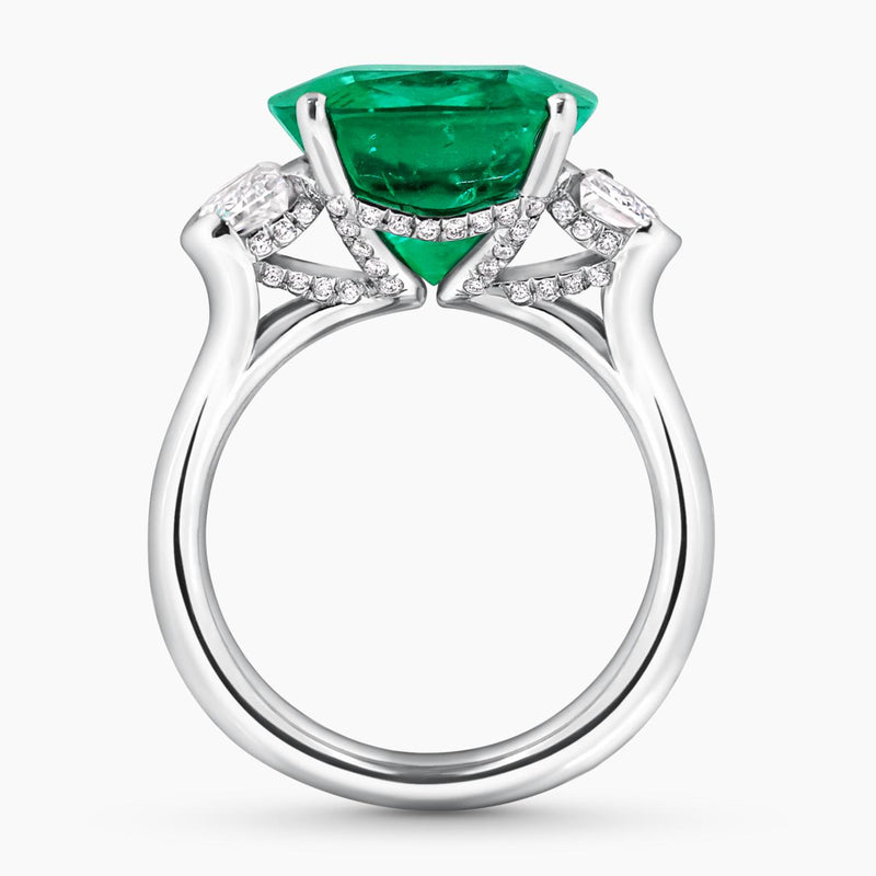 18ct white gold cushion cut Colombian Emerald and Cadillac diamond ring side profile
