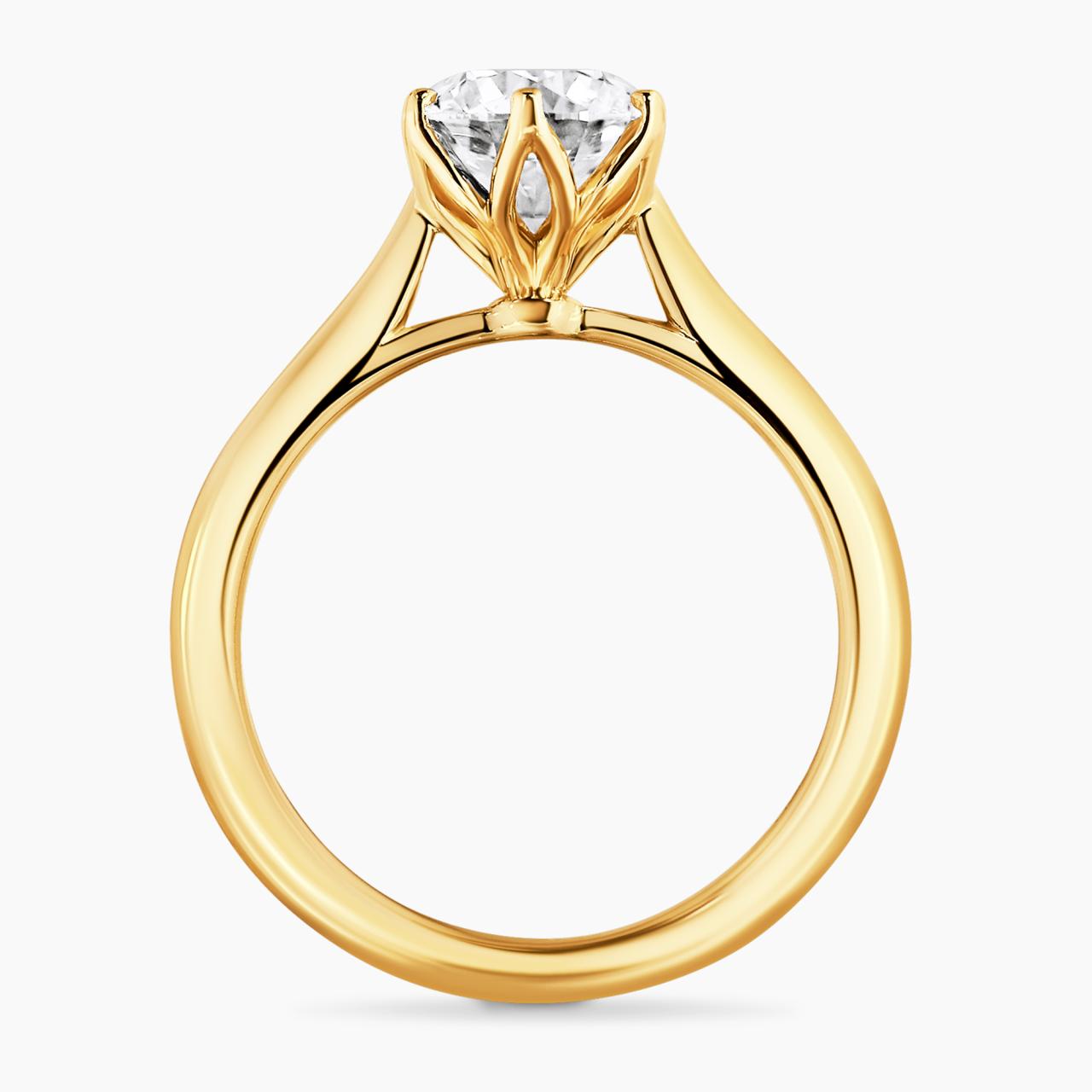 18ct yellow gold diamond solitaire engagement ring in a six claw setting. GIA cert