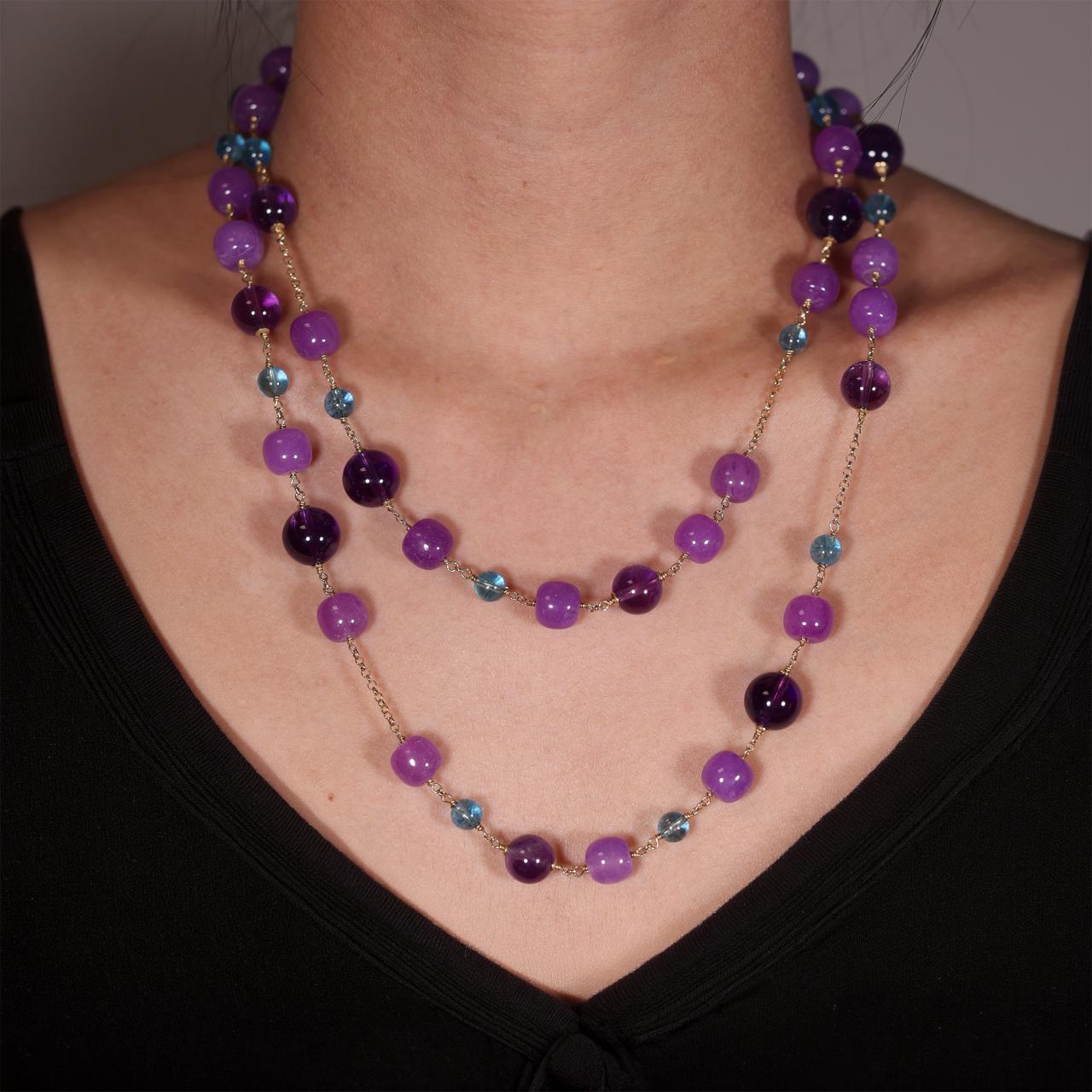 Amethyst, quartz and jade beads necklaxe with gold-plated silver fittings from the Carmela Cerrone Collection