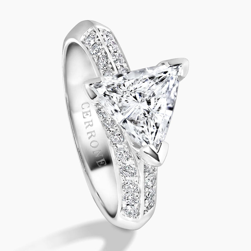 18ct White gold trilliant diamond engagement ring in a three claw setting