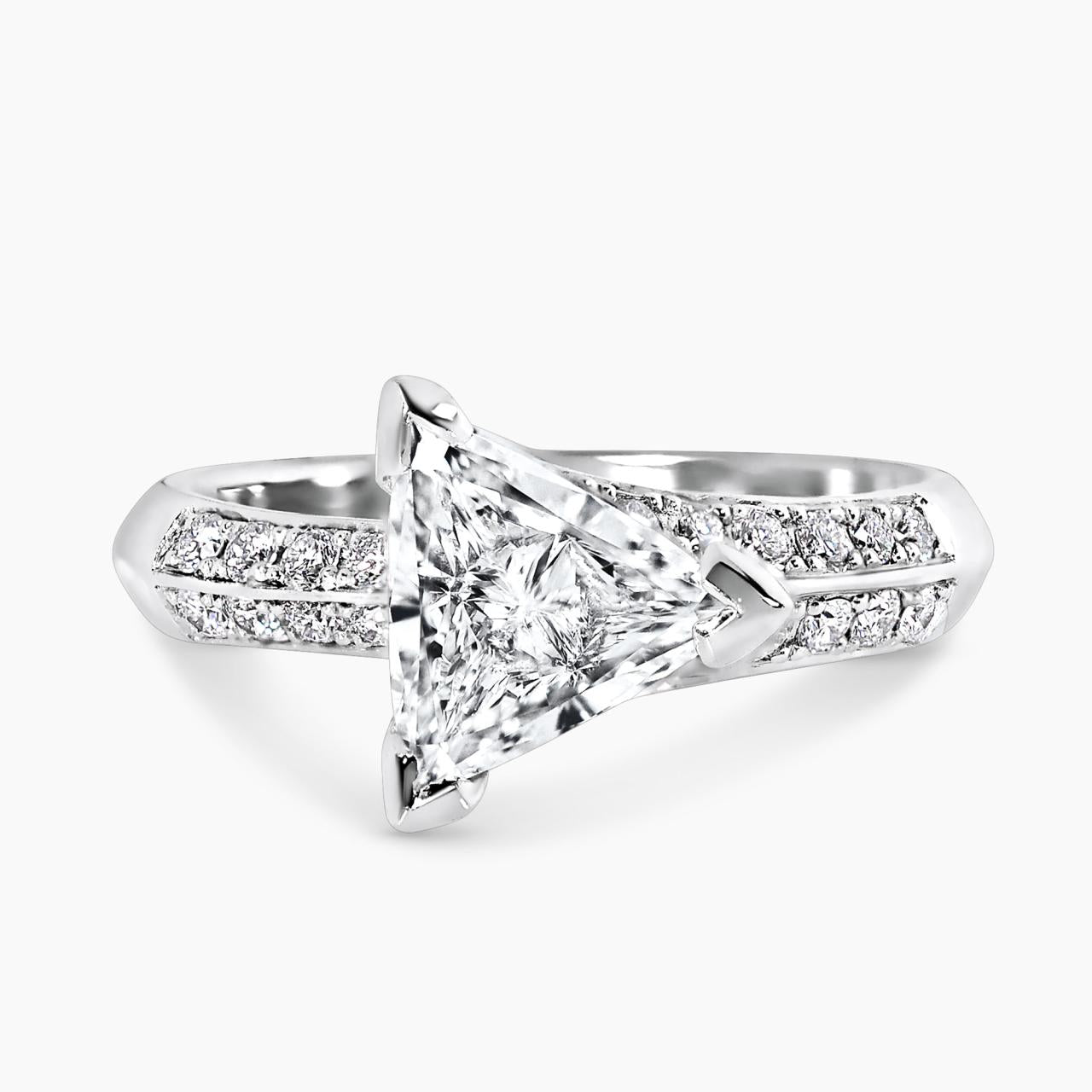 18ct White gold trilliant diamond engagement ring in a three claw setting