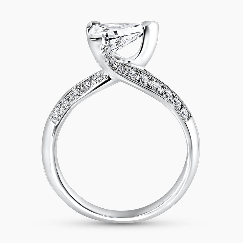 18ct White gold trilliant diamond engagement ring in a three claw setting side profile
