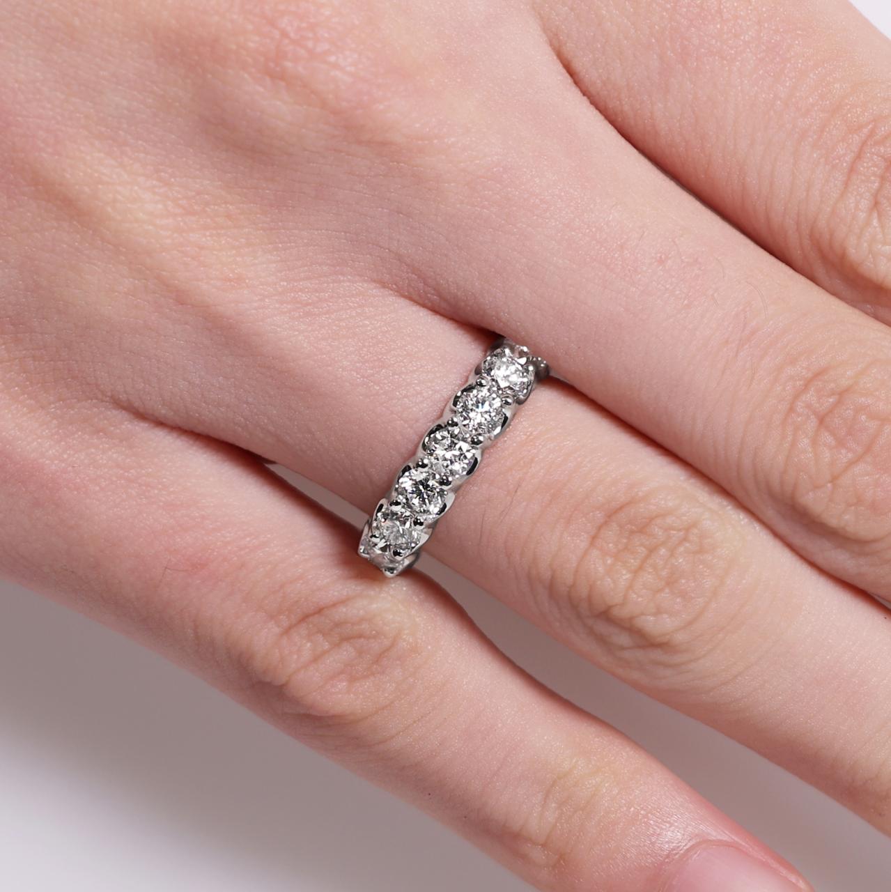 Platinum LAB Grown Round Brilliant cut Diamond full circle ring o the finger