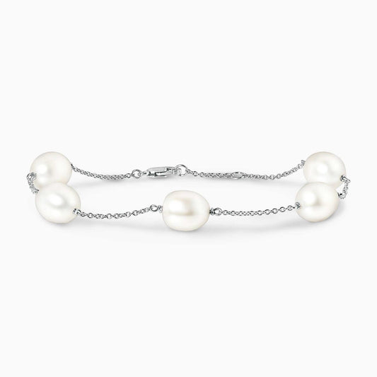18ct white gold fresh water rice shape pearls bracelet on a white background