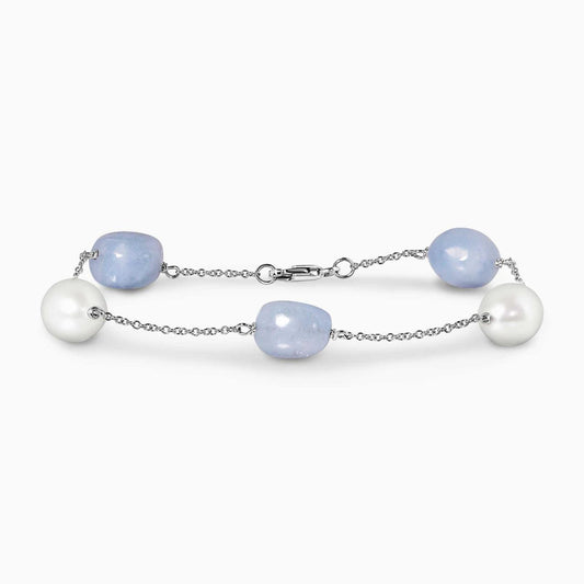 18ct white gold freshwater rice shape pearls and Brazilian aquamarine beads bracelet on a white background