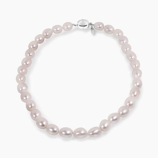 Fresh water rice shape pearls necklace with a rhodium plated silver magnetic clasp