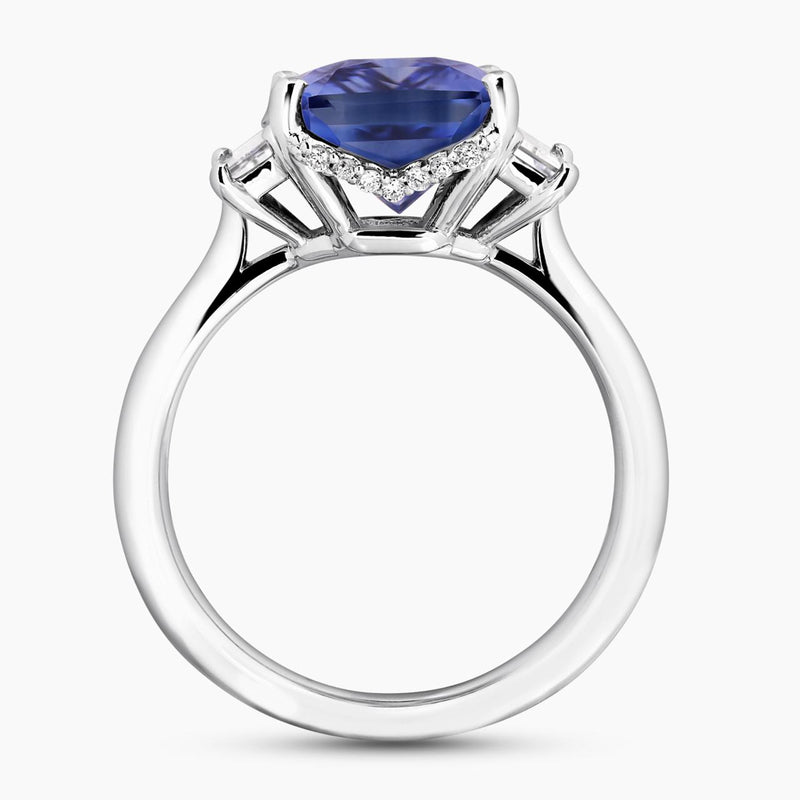 18ct white gold 5.58ct emerald cut Ceylon sapphire and baguette and round cut diamonds ring side profile