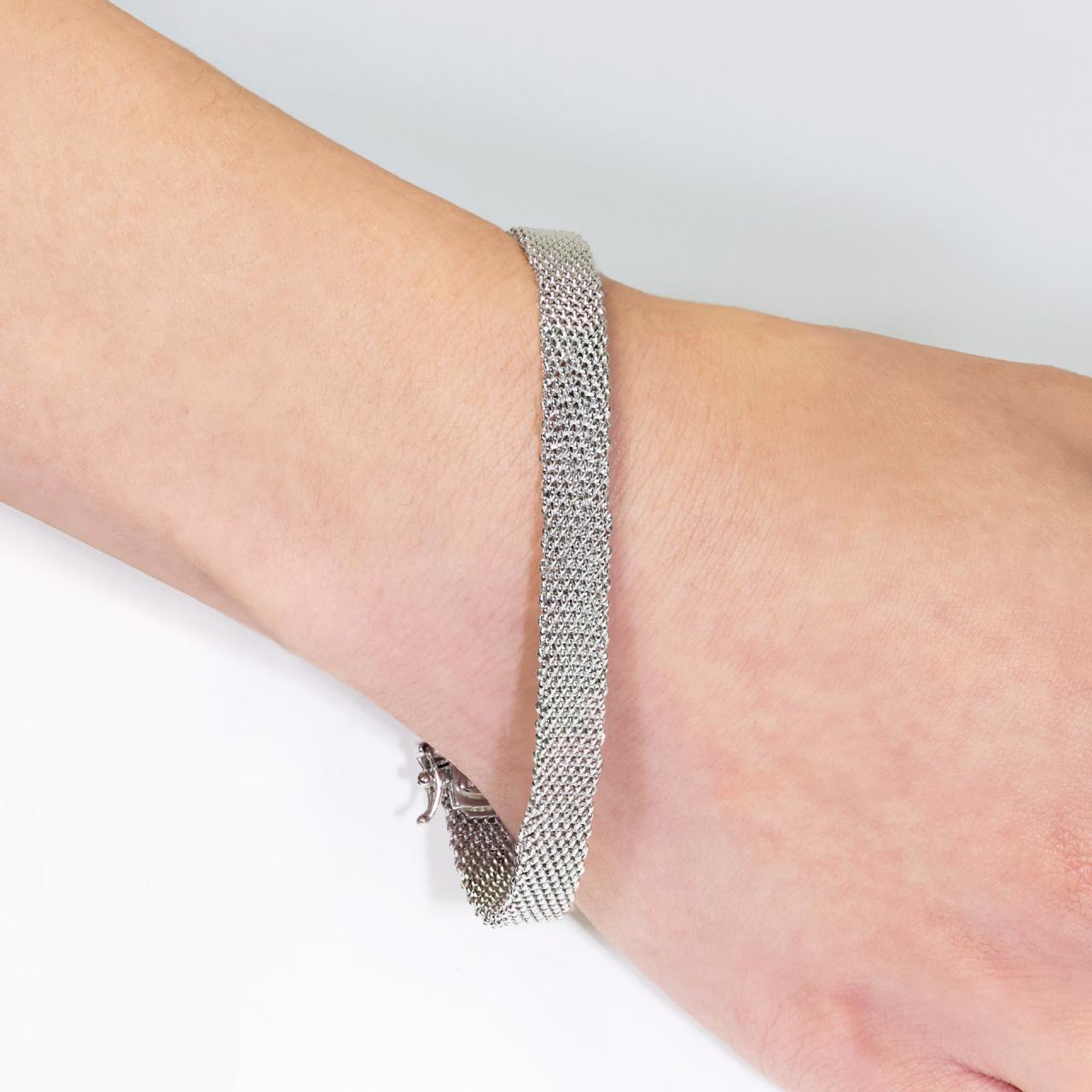 Silver plain mesh bracelet