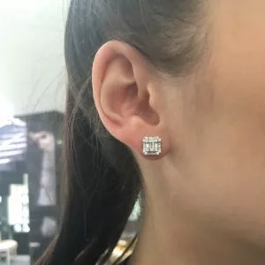18ct white gold claw set baguette & round brilliant cut diamond stud earring
