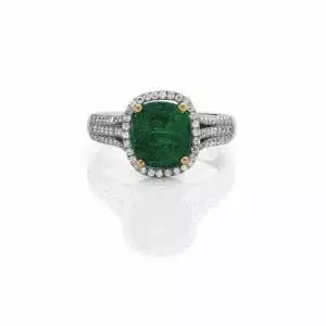 18ct white gold emerald and diamond ring