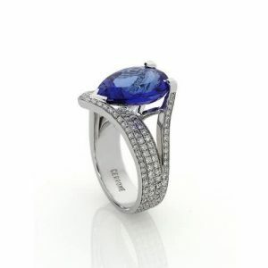 18ct white gold pear shaped tanzanite ring