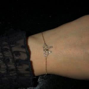 18ct yellow gold diamond set bow bracelet