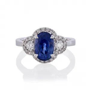 18ct white gold 3.22ct oval blue sapphire & diamond ring