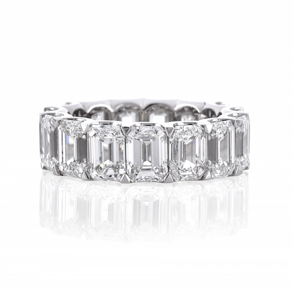 18ct white gold emerald cut diamond ring