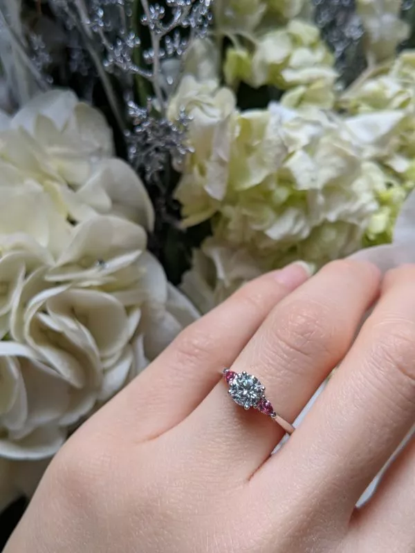 18ct white gold pink diamond ring