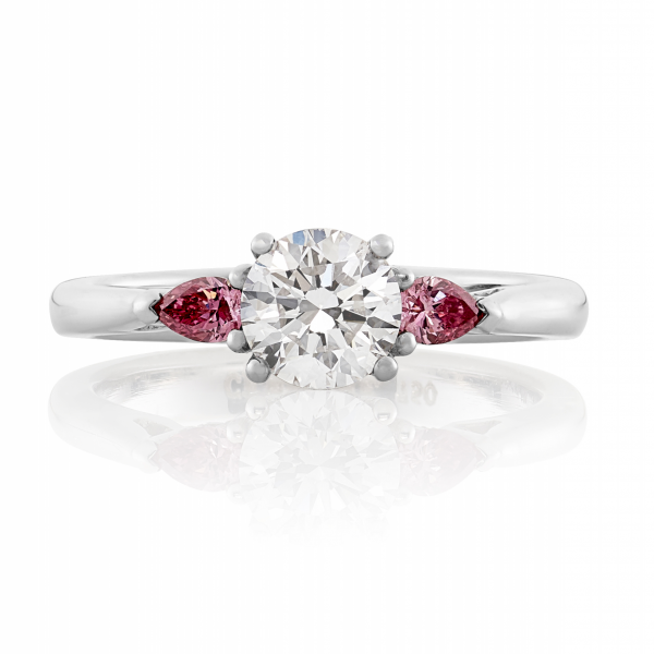 18ct white gold pink diamond ring