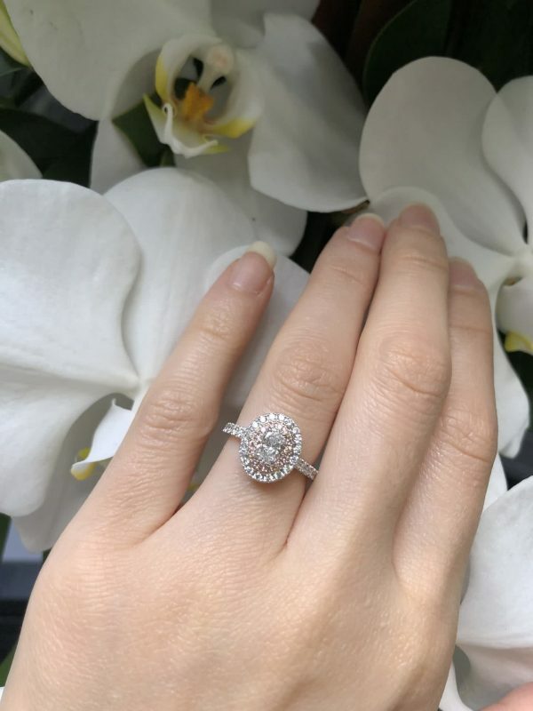 18ct white & rose gold oval diamond ring with fancy pink diamonds - Image 3