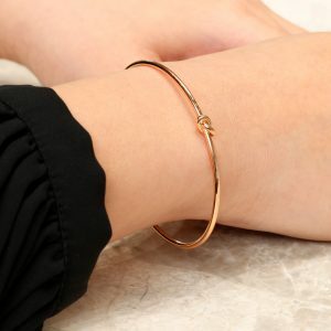 18ct rose gold knot bangle