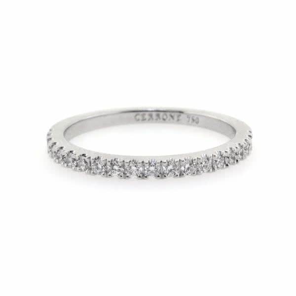 18ct white gold diamond ring. Located in Sydney and Melbourne