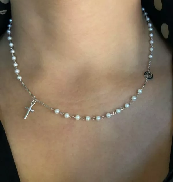 18ct white gold pearl rosary necklace