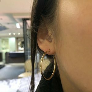 18ct yellow gold hoop earrings 30mm